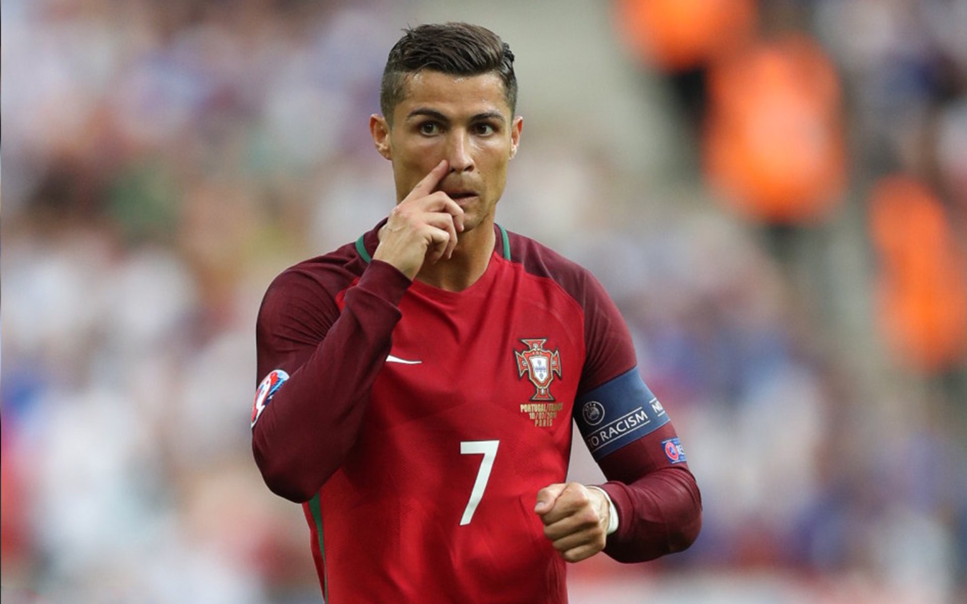 奥利维耶赛道称王夜，伊朗门将的叹息在安菲尔德回响