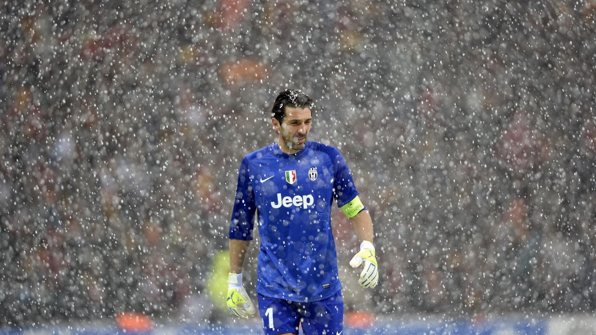 库里一剑封喉，当关键先生在热浪中冰封马刺