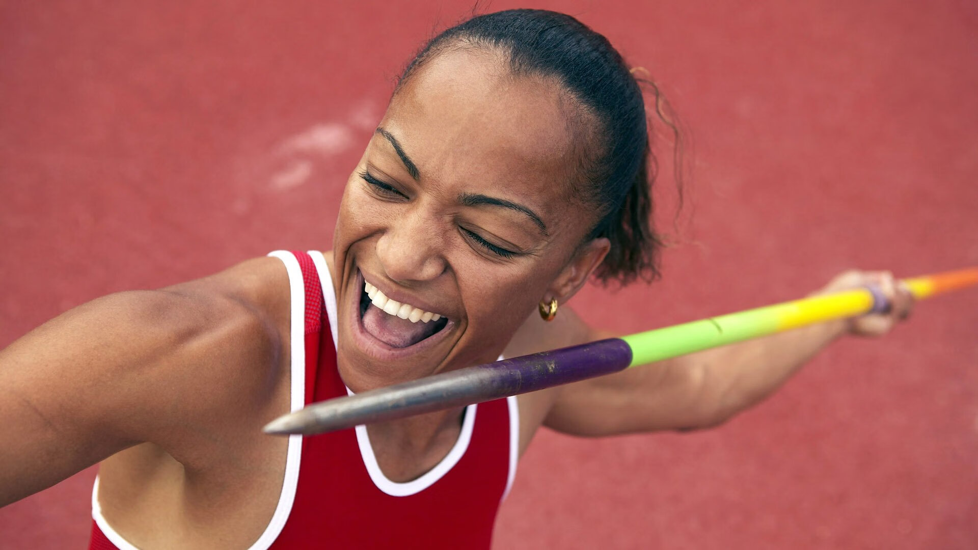 欧冠淘汰赛之夜，若日尼奥，那个在风暴中心散步的指挥官