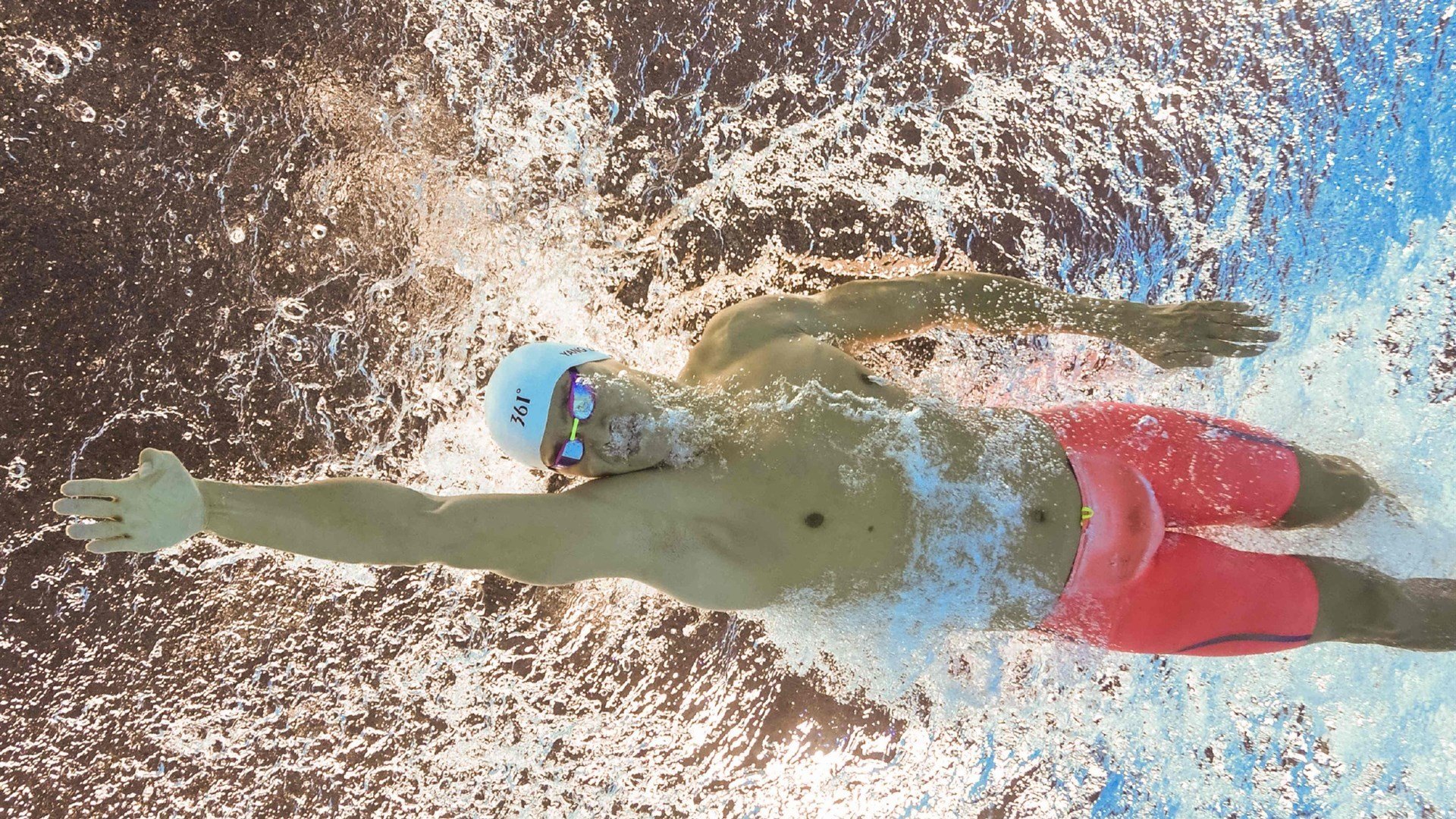 奥纳纳之夜，当篮球的悬念在哨响前就已死去